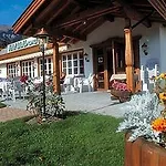 Waldrand Hotel