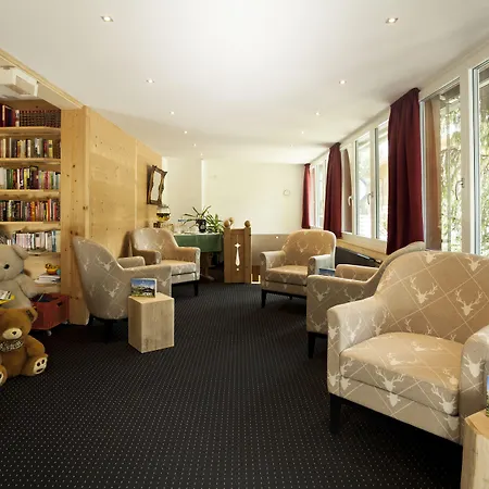 Waldrand 3* Lenk