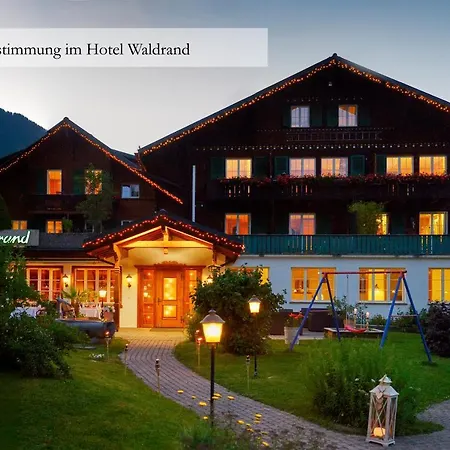 Waldrand Lenk im Simmental
