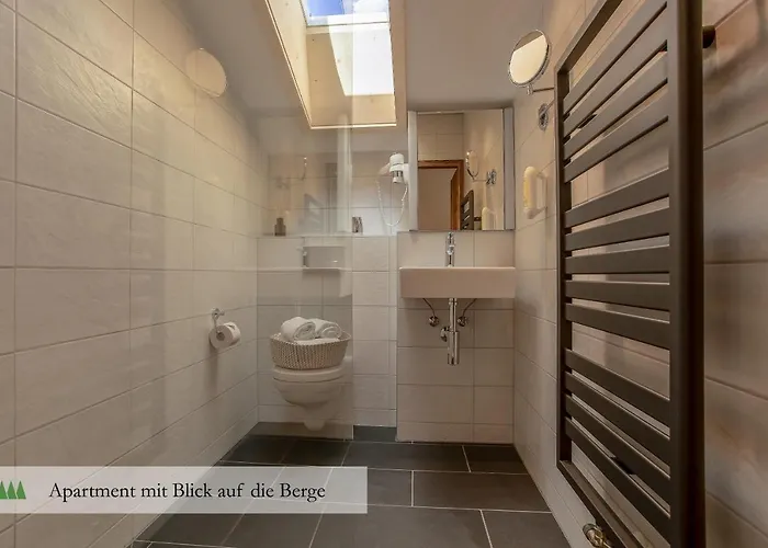 호텔 발트란트 3*